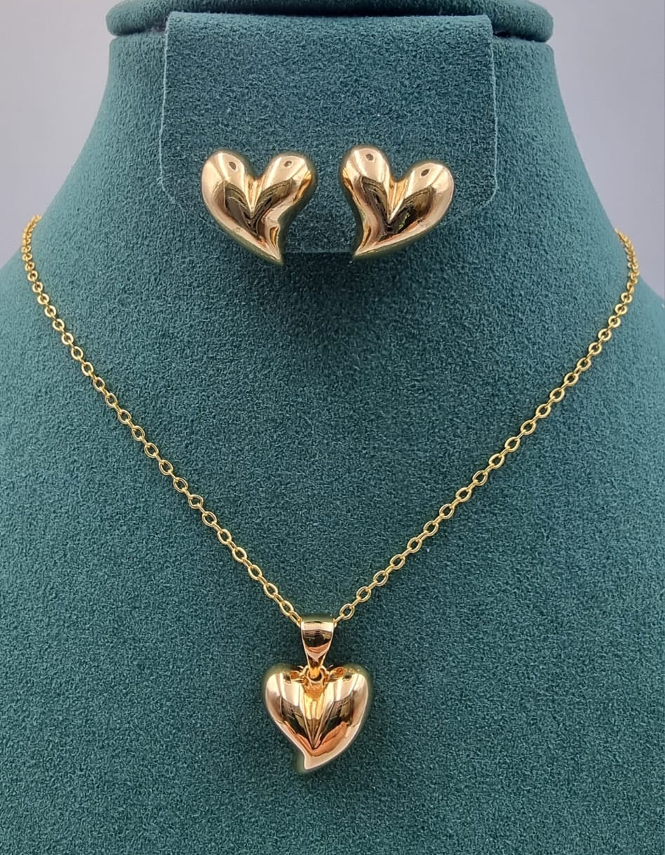 Elegant Gold Heart Jewelry Set for Women