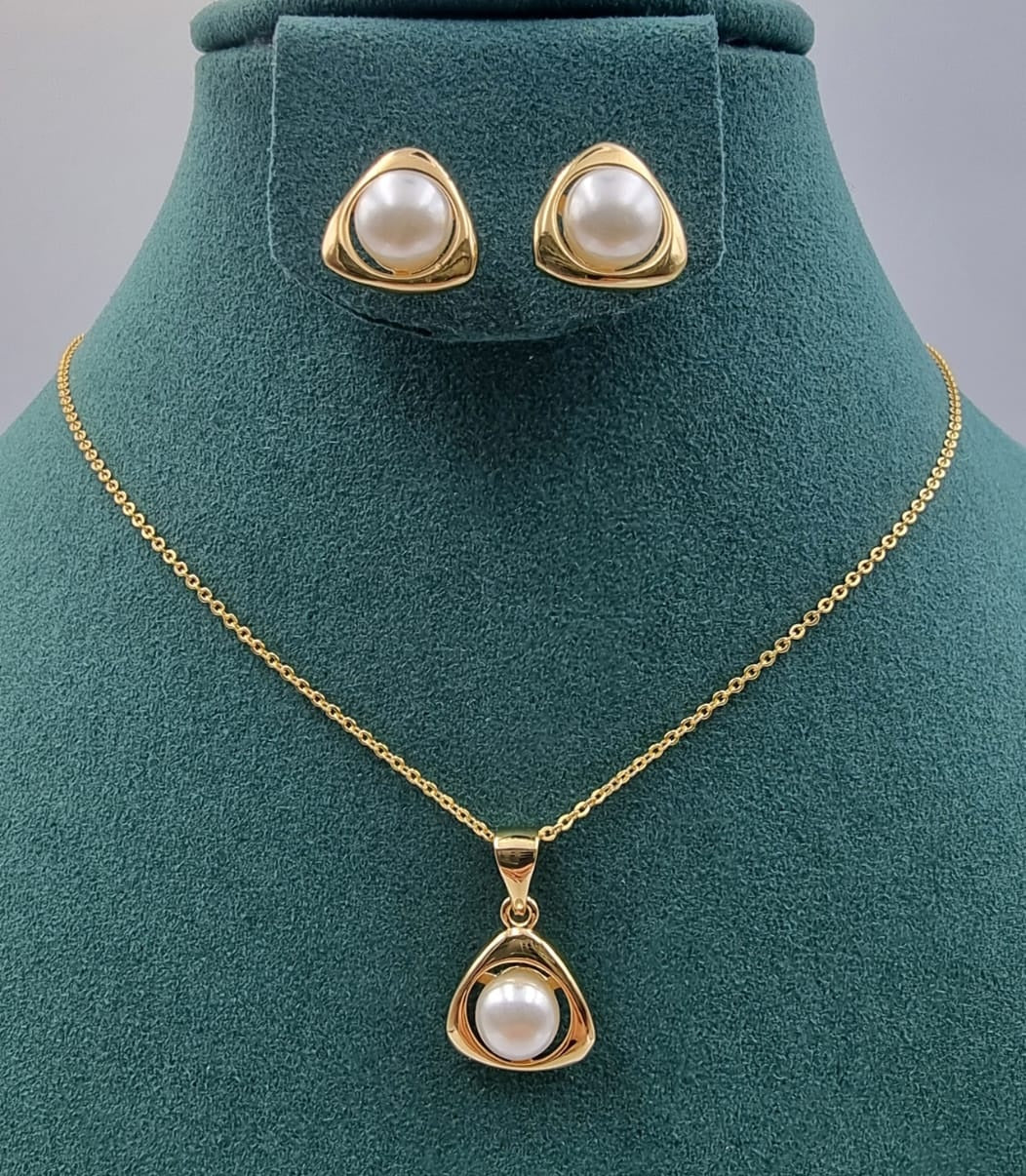 Elegant Gold Heart Jewelry Set for Women